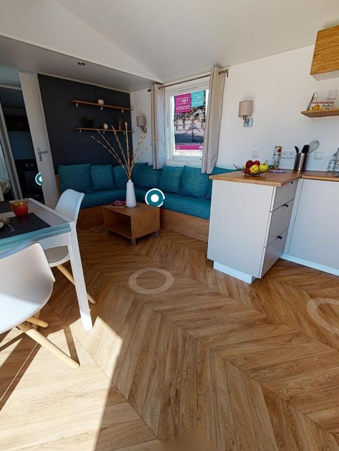 Bj Chalets - De Rug 3 - Vakantiepark Lauwersoog - Luxe Chalet Met Vaatwasser En Inloopkast! Vroege Incheck! Met Airco! Bagian luar foto