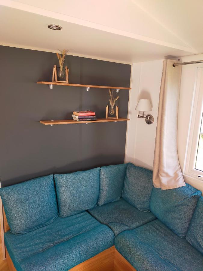 Bj Chalets - De Rug 3 - Vakantiepark Lauwersoog - Luxe Chalet Met Vaatwasser En Inloopkast! Vroege Incheck! Met Airco! Bagian luar foto